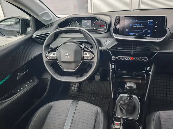 Peugeot 208 Allure 1,2  74kW 3