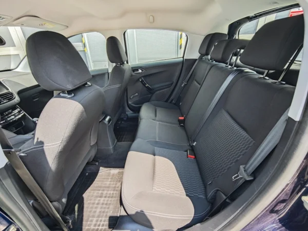 Peugeot 208 Puretech Active 1,2  61kW 12