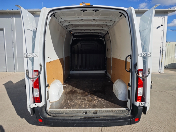 Renault Master Furgon Cool 150 L3H2P3 2.3 dCi 110kW 3