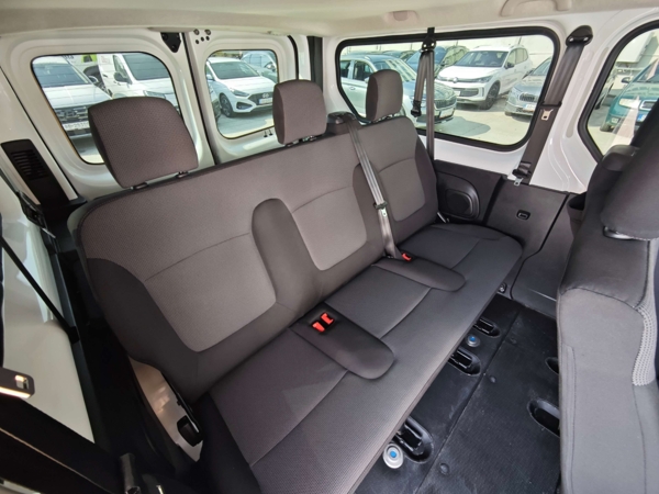 Renault Trafic Equilibre L2 2,0 dCi 110kW 10