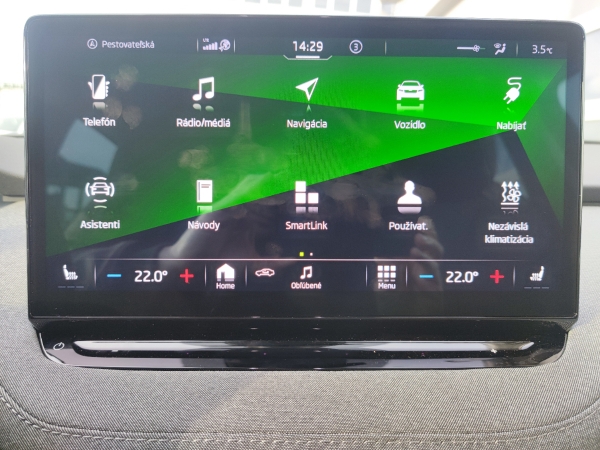 Škoda Enyaq 62kWh Loft + ťažné  132kW 16