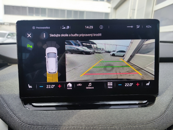 Škoda Enyaq 62kWh Loft + ťažné  132kW 15