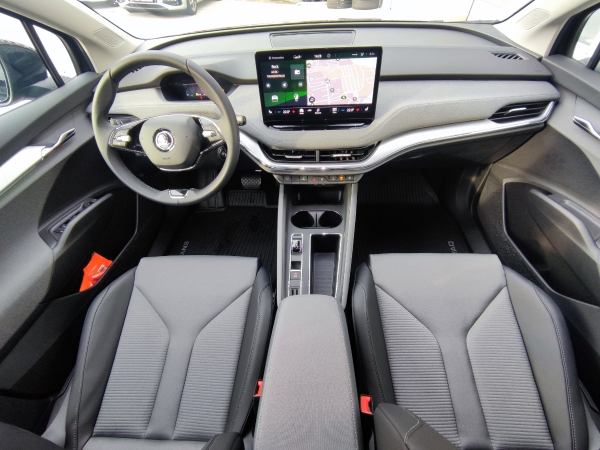 Škoda Enyaq 62kWh Loft + ťažné  132kW 13