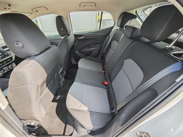 Škoda Fabia Ambition Plus + Winter Paket DSG TSI 81kW 11