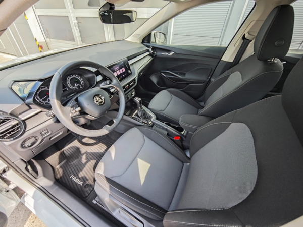 Škoda Fabia Ambition Plus + Winter Paket DSG TSI 81kW 10