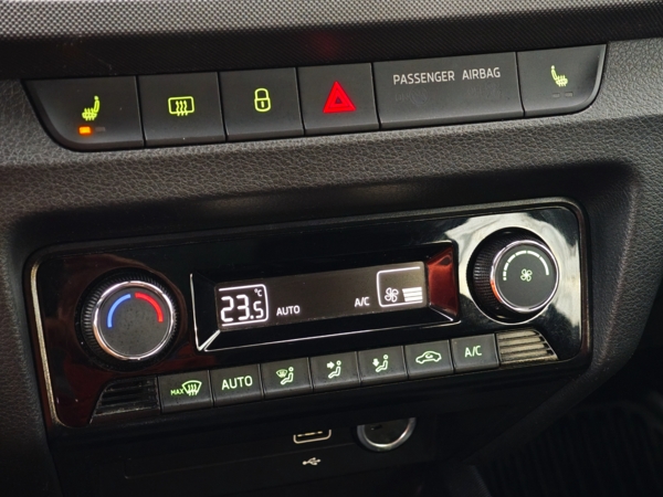 Škoda Fabia Ambition TSI 70kW 17