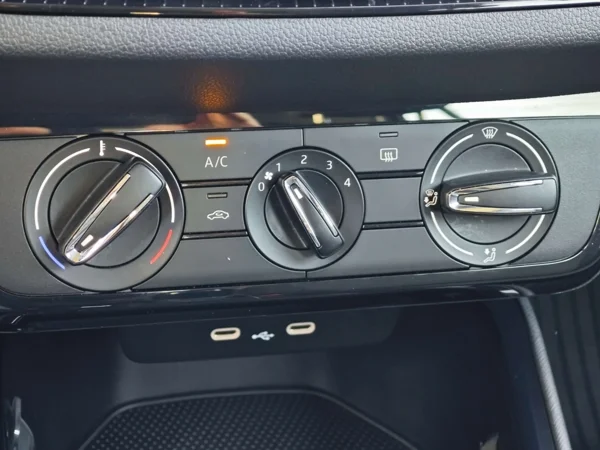 Škoda Fabia Drive Plus DSG TSI 85kW 19