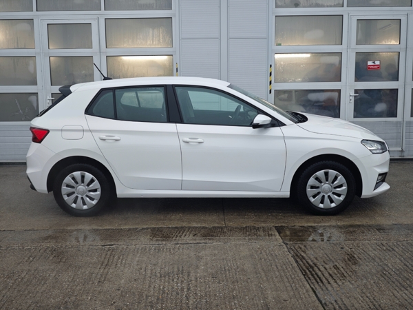 Škoda Fabia Essence MPi 59kW 9