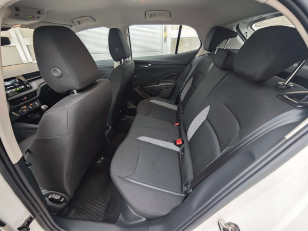 Škoda Fabia Essence MPi 59kW 10