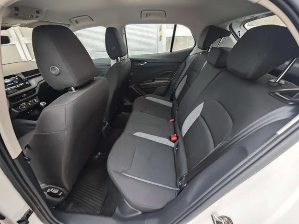 Škoda Fabia Essence MPi 59kW 11