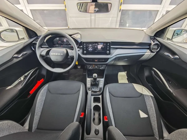 Škoda Fabia Essence MPi 59kW 13