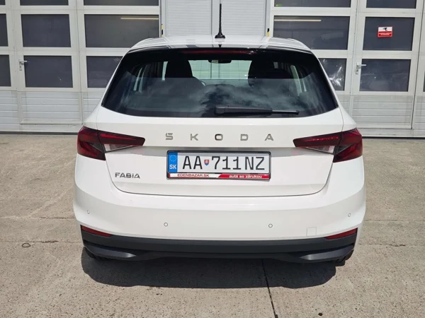 Škoda Fabia Essence MPi 59kW 6