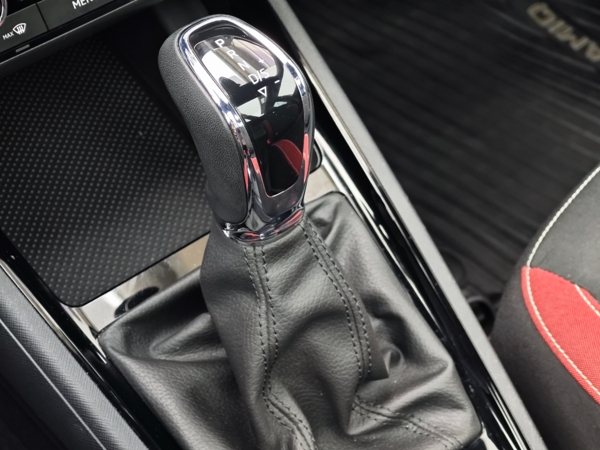 Škoda Kamiq Monte Carlo DSG TSI 81kW 21