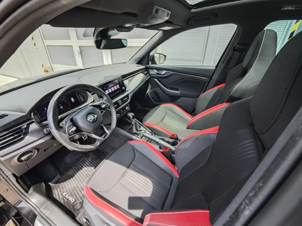 Škoda Kamiq Monte Carlo DSG TSI 81kW 10