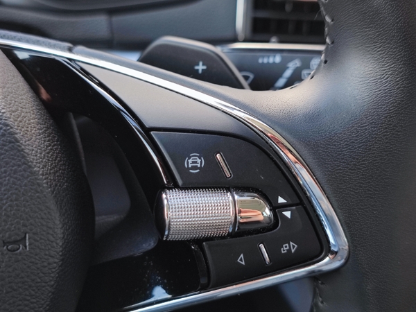 Škoda Karoq Ambition Plus DSG 1,5 TSI 110kW 20