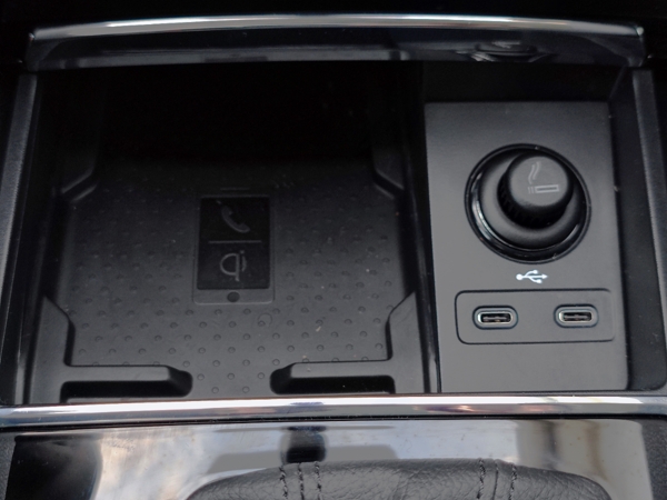 Škoda Karoq Ambition Plus DSG 1,5 TSI 110kW 17
