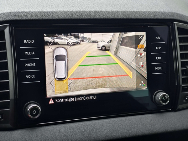 Škoda Karoq Selection DSG 1,5 TSI 110kW 15