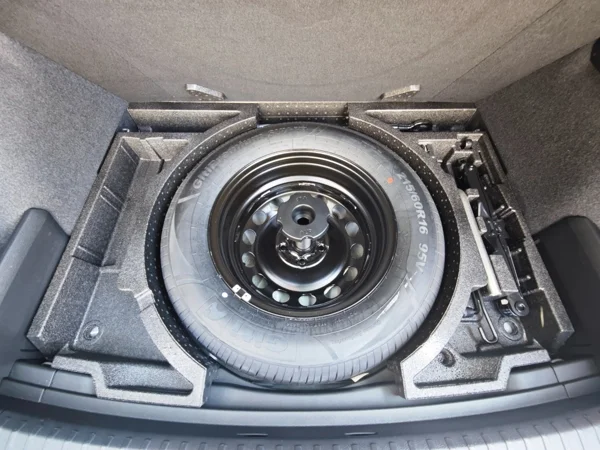 Škoda Karoq Selection DSG 1,5 TSI 110kW 31