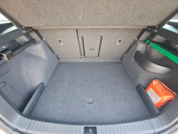 Škoda Karoq Selection DSG 1,5 TSI 110kW 30