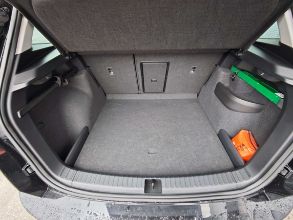 Škoda Karoq Selection DSG 1,5 TSI 110kW 24