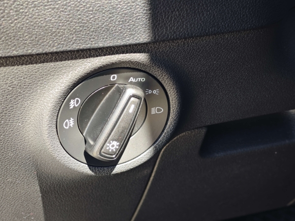 Škoda Karoq Selection DSG 1,5 TSI 110kW 22