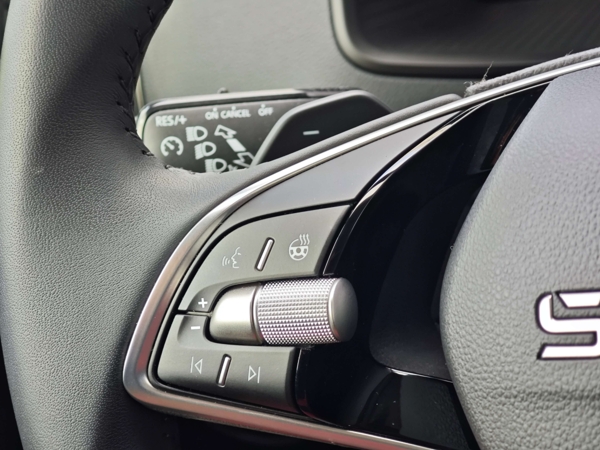 Škoda Karoq Selection DSG 1,5 TSI 110kW 20