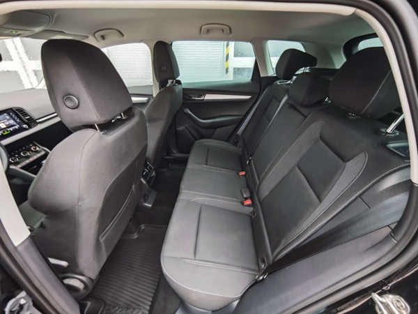 Škoda Karoq Selection DSG 1,5 TSI 110kW 11