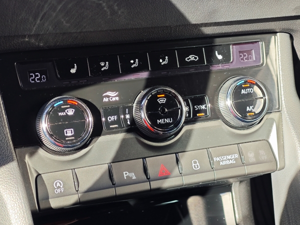 Škoda Karoq Sportline 4x4 DSG 2,0TDI 110kW 23