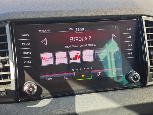 Škoda Karoq Sportline 4x4 DSG 2,0TDI 110kW 14