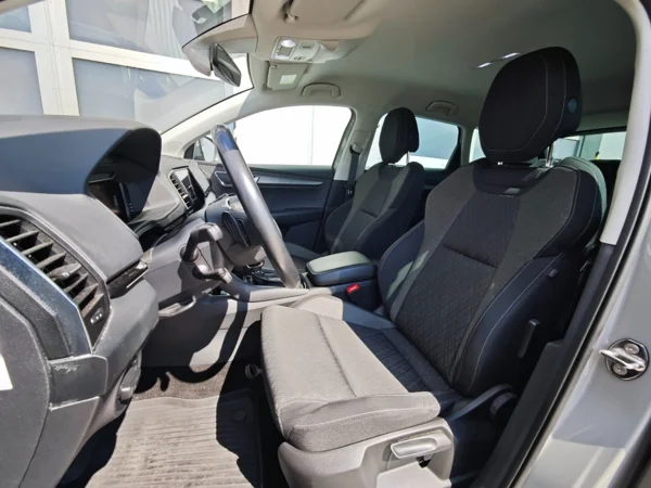 Škoda Karoq Style 4x4 DSG 2,0 TDI 110kW 11