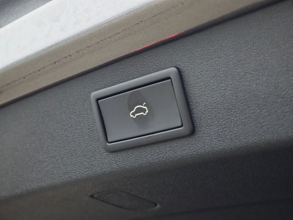 Škoda Kodiaq Selection + dovýbava 4x4 DSG 2,0 TDI 142kW 42