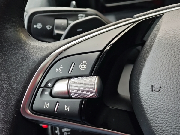 Škoda Kodiaq Selection + dovýbava 4x4 DSG 2,0 TDI 142kW 32