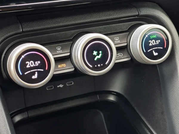 Škoda Kodiaq Selection 4x4 DSG 2,0 TDI 142kW 27