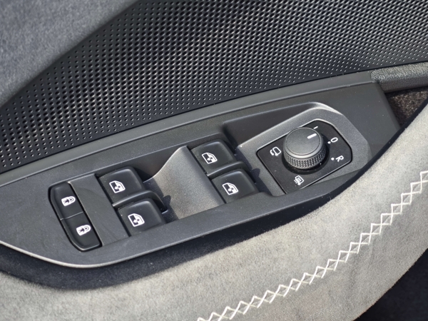 Škoda Kodiaq Sportline 4x4 DSG 2,0 TDI 142kW 36