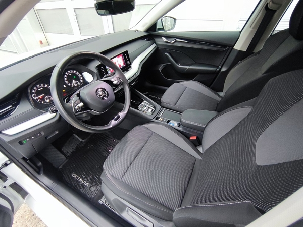 Škoda Octavia Ambition Plus DSG 2,0 TDI 110kW 3