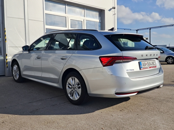 Škoda Octavia Combi Selection DSG 2,0 TDI 110kW 7