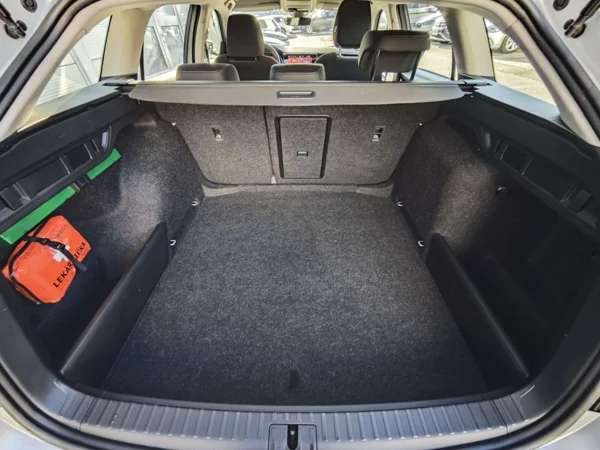Škoda Octavia Combi Selection DSG 2,0 TDI 110kW 27