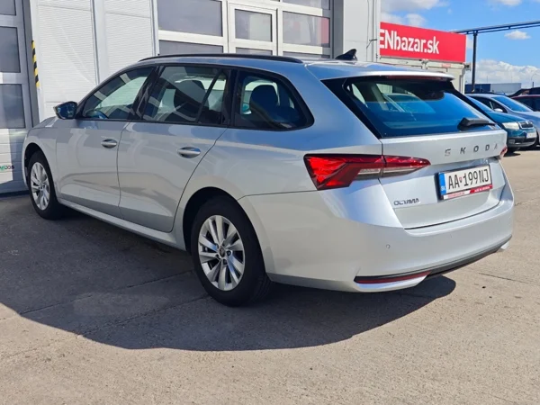 Škoda Octavia Combi Selection DSG 2,0 TDI 110kW 7