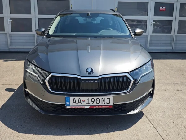 Škoda Octavia Combi Selection DSG 2,0 TDI 110kW 4