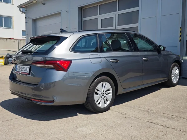 Škoda Octavia Combi Selection DSG 2,0 TDI 110kW 2