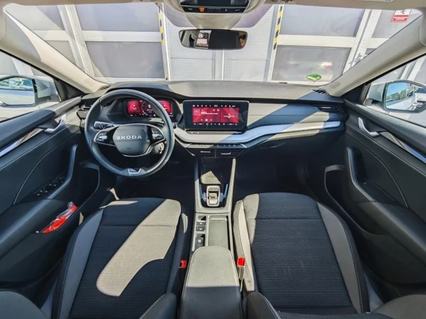 Škoda Octavia Combi Selection DSG 2,0 TDI 110kW 13