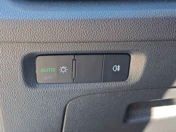 Škoda Octavia Combi Selection DSG 2,0 TDI 110kW 28