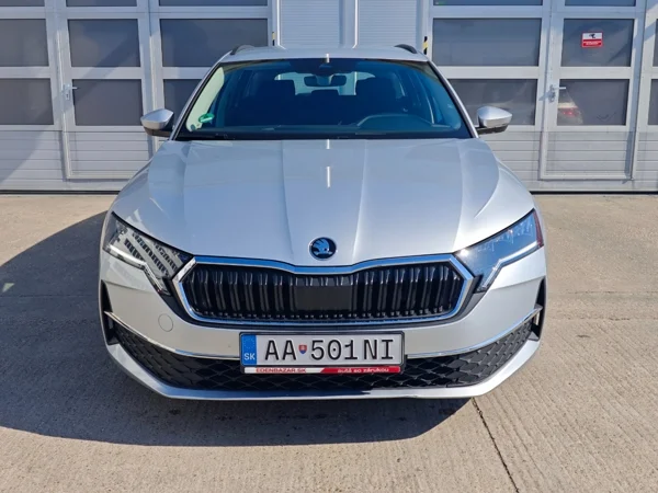 Škoda Octavia Combi Selection DSG 2,0 TDI 110kW 4