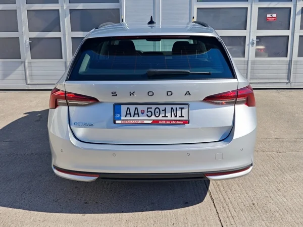Škoda Octavia Combi Selection DSG 2,0 TDI 110kW 6