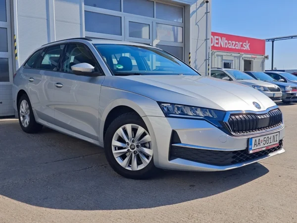 Škoda Octavia Combi Selection DSG 2,0 TDI 110kW 5