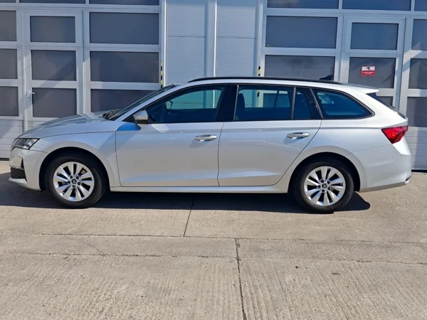 Škoda Octavia Combi Selection DSG 2,0 TDI 110kW 8