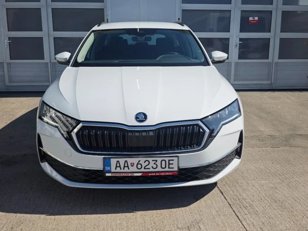 Škoda Octavia Combi Selection DSG 2,0 TDI 110kW 4