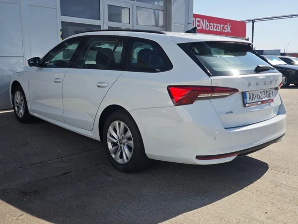 Škoda Octavia Combi Selection DSG 2,0 TDI 110kW 7