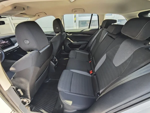 Škoda Octavia Combi Selection DSG 2,0 TDI 110kW 12