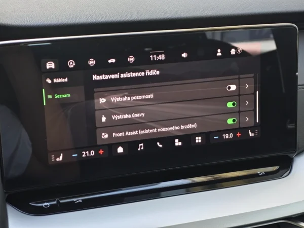 Škoda Octavia Combi Selection DSG 2,0 TDI 110kW 19